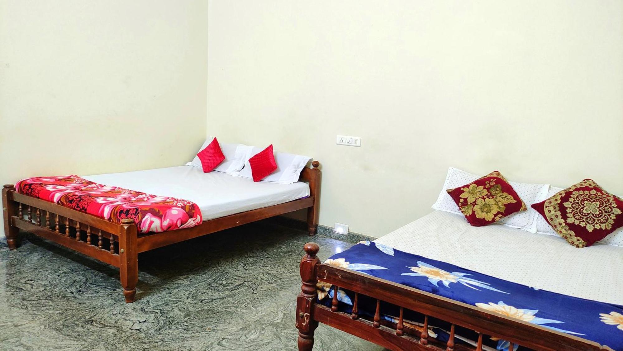 Homestay Kurumbalakotta Village
