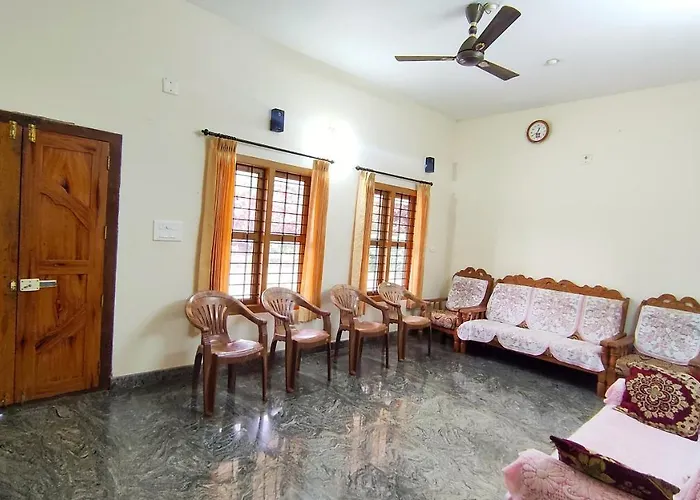 Kurumbalakotta Village Homestay
