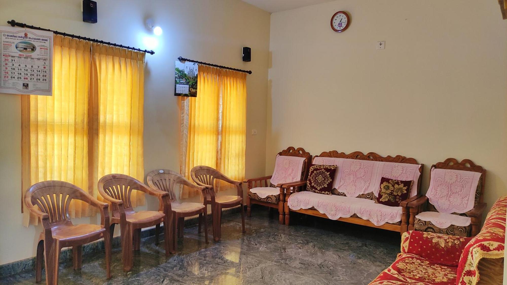 Kurumbalakotta Village Homestay *